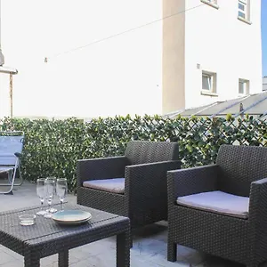 Appartement Luxueux Avec Terrasse Vue Sur Tout - Opera - Grands Boulevards - Republique - Musee Grevin - 6 Personnes, Paris