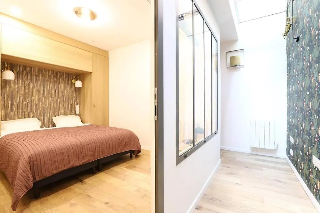 Appartement Sous Plex 6 Personnes - Paris 11 0*,  France